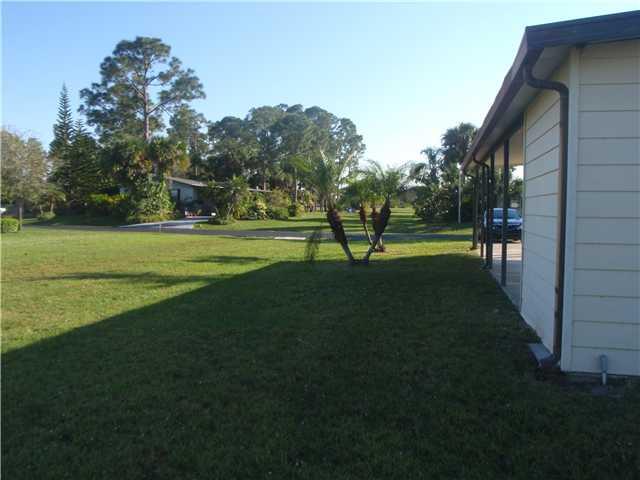 2771 Southwest Monarch Trail Stuart, FL 34997 - Photo 6 of 25 Gallery Image 6