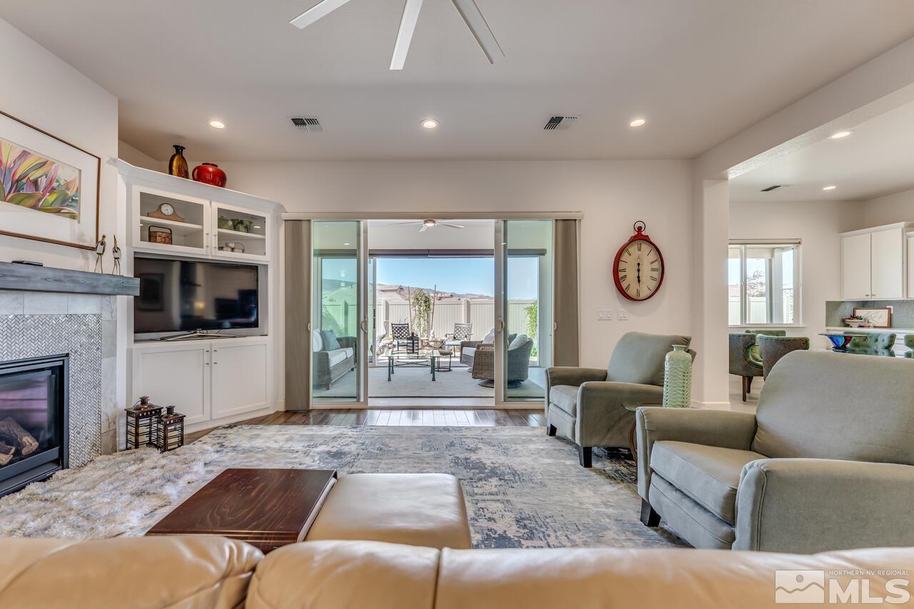 9935 Hafflinger Lane Reno, NV 89521 - Photo 8 of 40 Photo 8