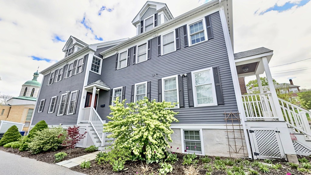 44 Orchardhill Road, Unit B Boston, MA 02130 - Photo 2 of 11 Gallery Image 2