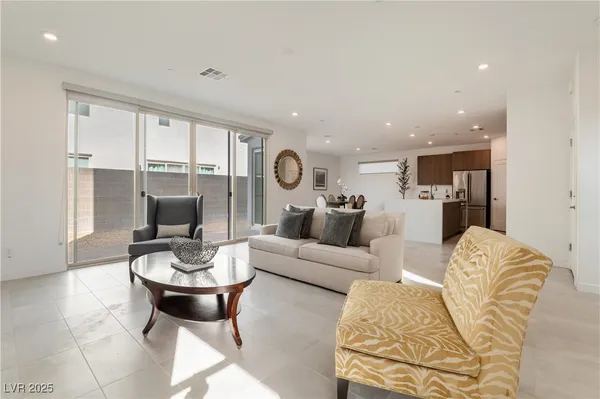 $3,500 | 2526 Verdello Street, Henderson, NV 89044