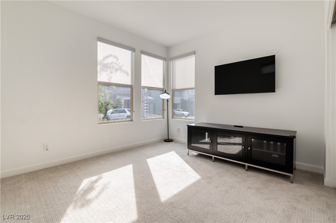 2526 Verdello Street Henderson, NV 89044 - Photo 8 of 15