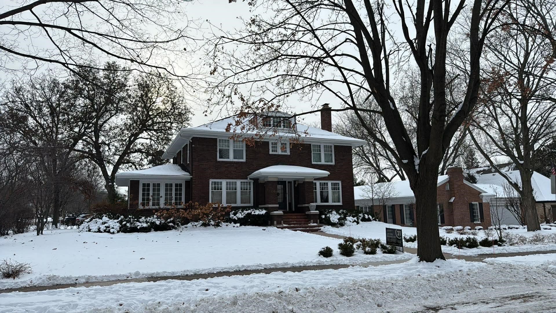 628 Emilie Street Green Bay, WI 54301 - Photo 2 of 87