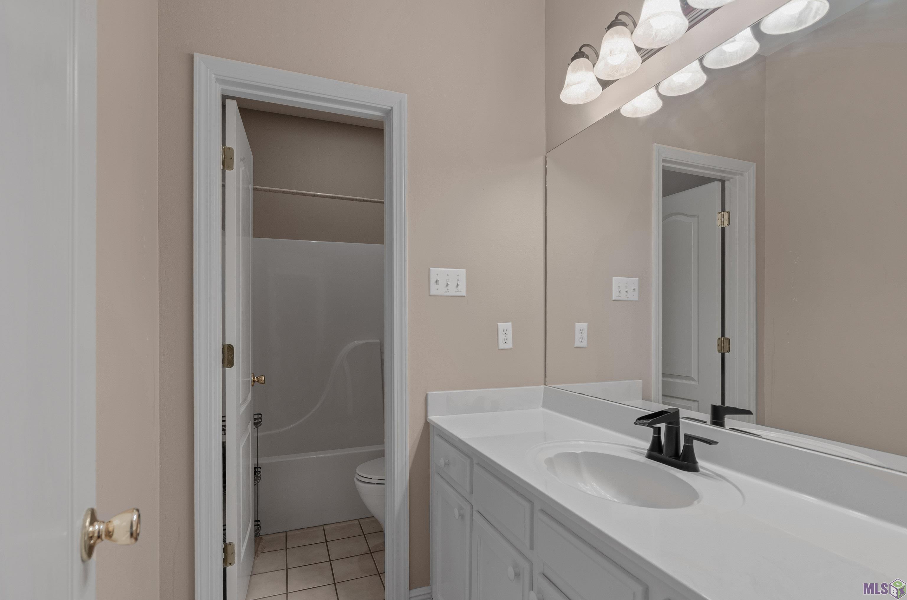 3837 Secretariat Drive Baton Rouge, LA 70816 - Photo 13 of 19