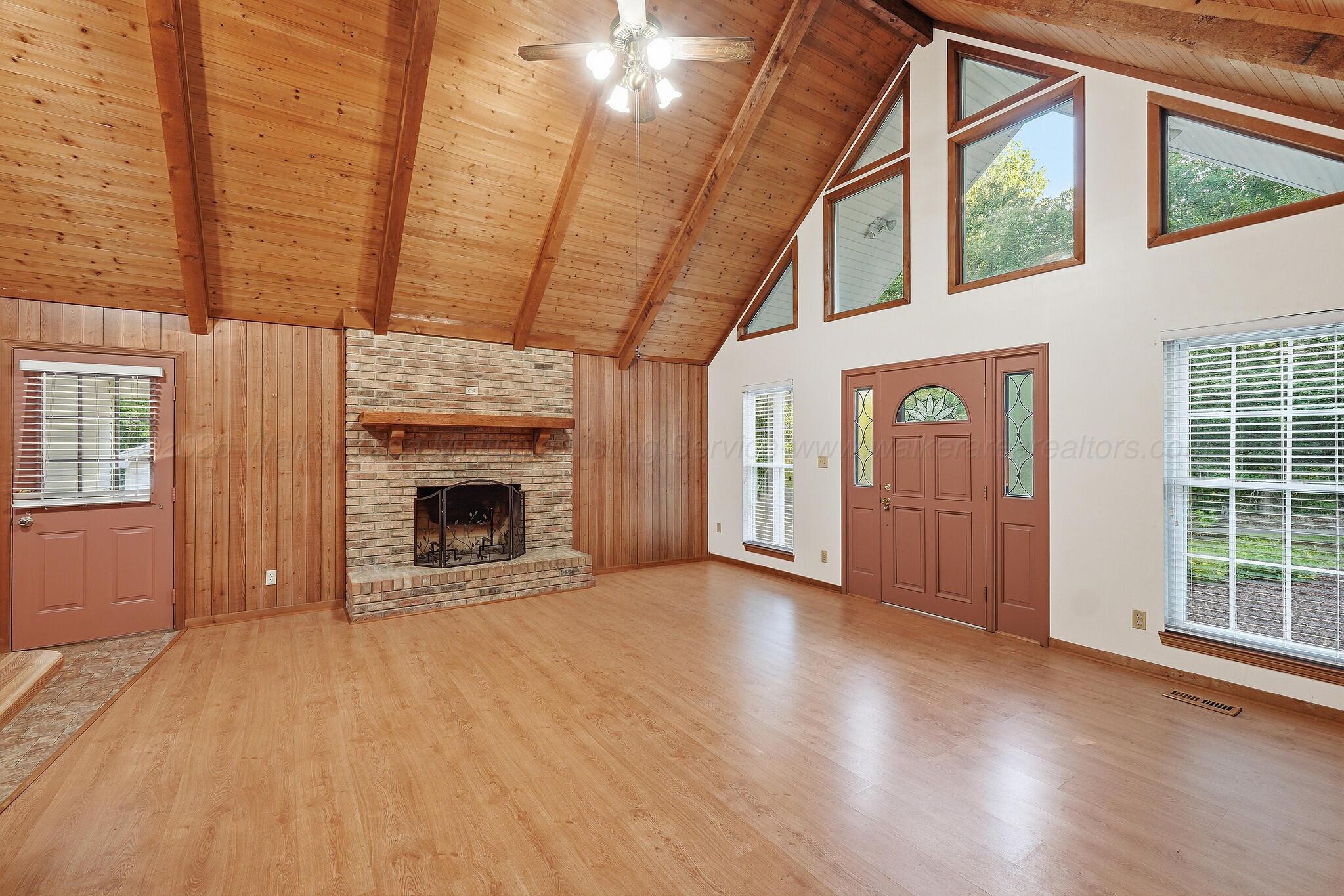 114 Hickory Grove Road Nauvoo, AL 35578 - Photo 12 of 31 living room