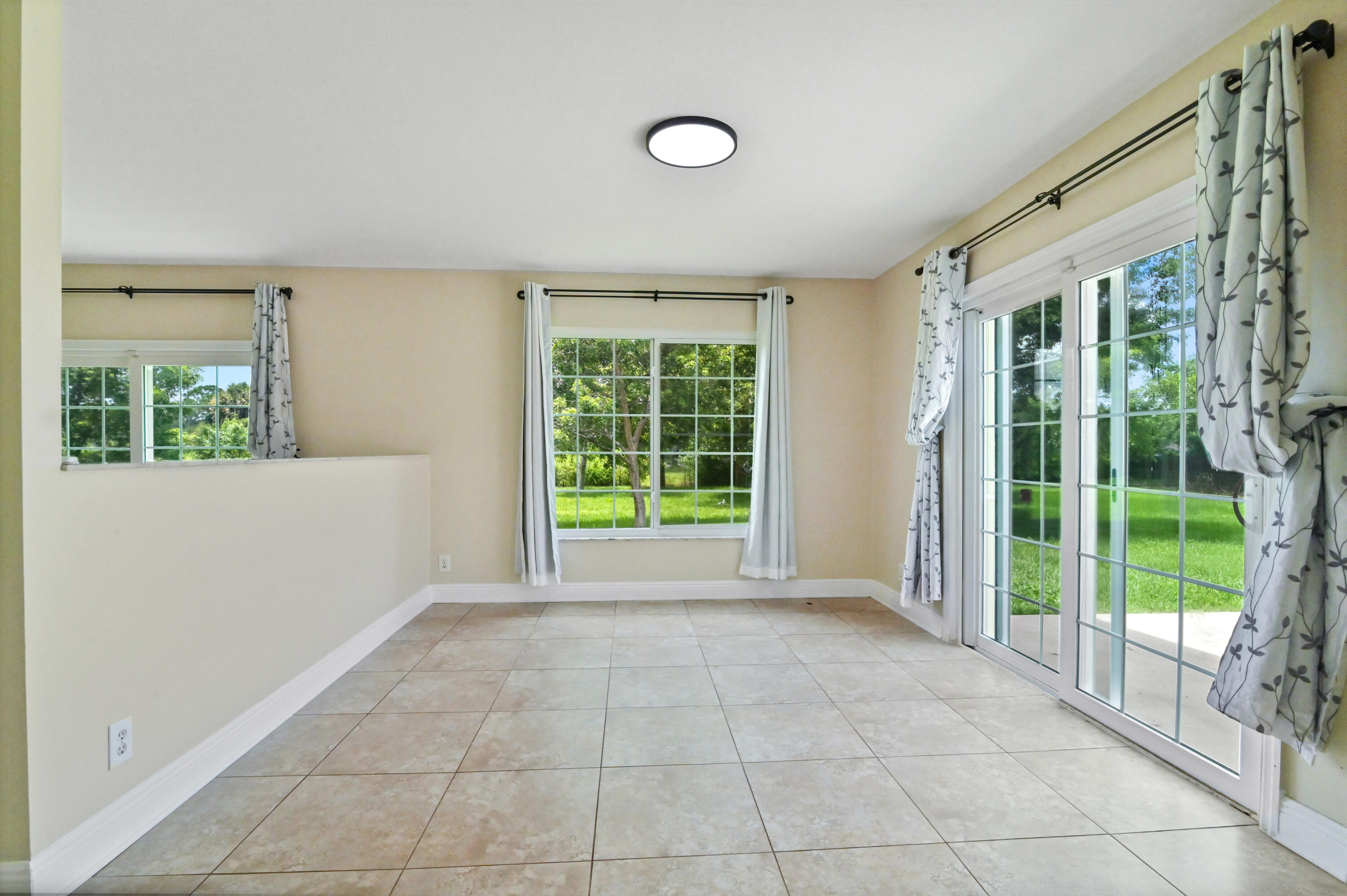 17674 33rd Road North Loxahatchee, FL 33470 - Photo 6 of 43 09 Living Room 05