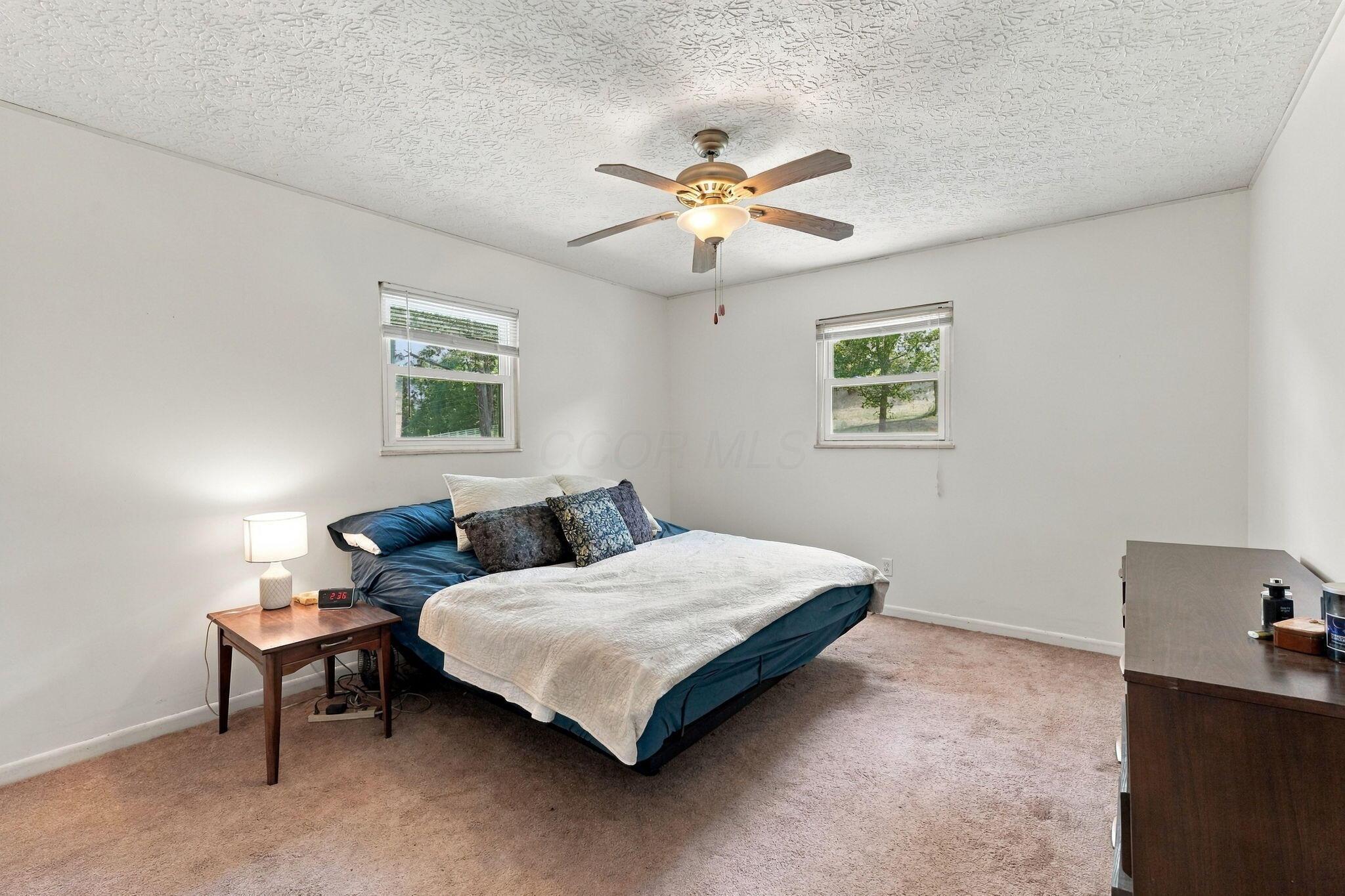 12071 Flint Ridge Road Southeast Heath, OH 43056 - Photo 13 of 47 21-web-or-mls-12071-flint-ridge-rd