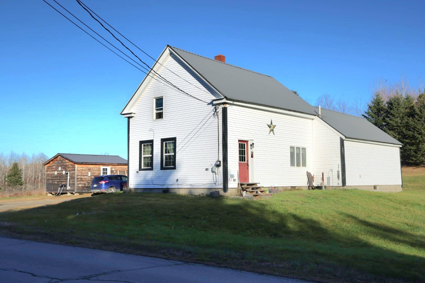 135 Sheridan Road Ashland, ME 04732 - Photo 14 of 45 20241114145941_IMG_2778