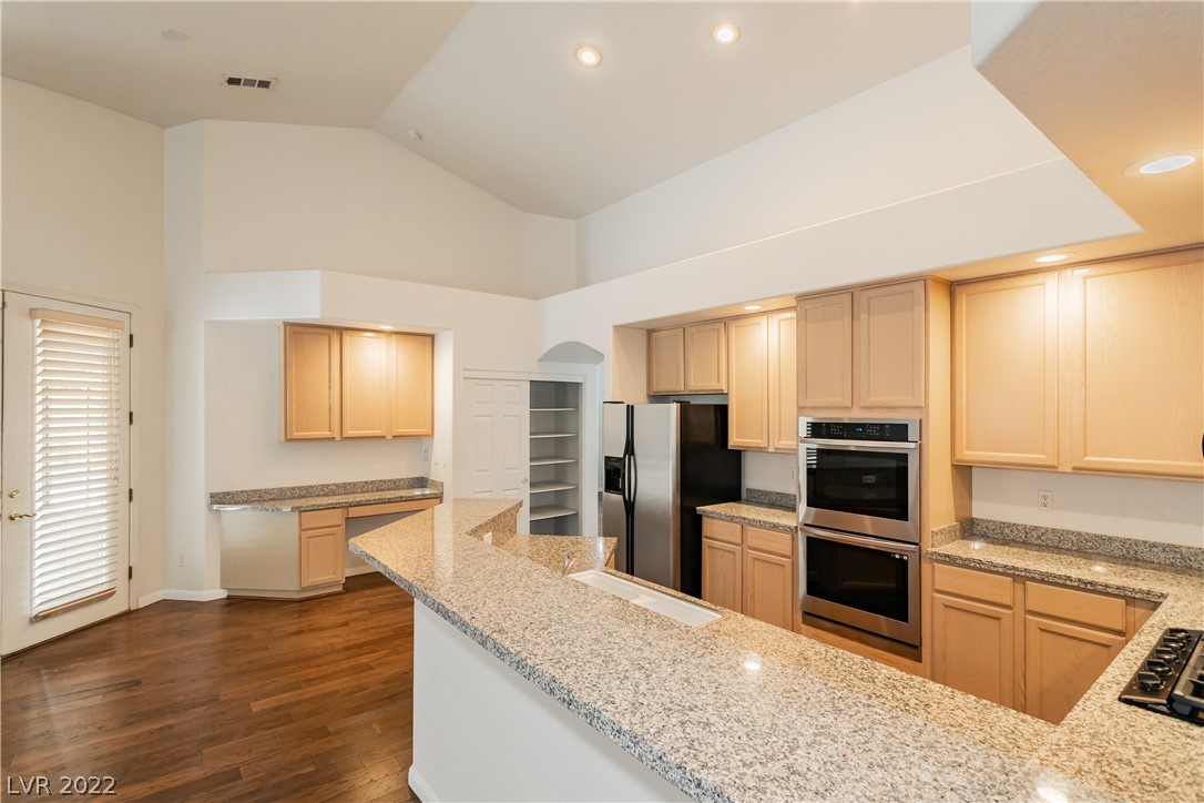 236 Chestnut Ridge Court Henderson, NV 89012 - Photo 17 of 42 Gallery Image 17