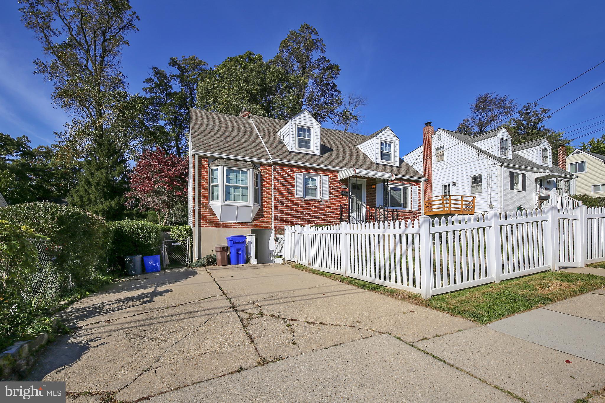 10804 Inwood Avenue Silver Spring, MD 20902 - Photo 3 of 30 Exterior (Front)