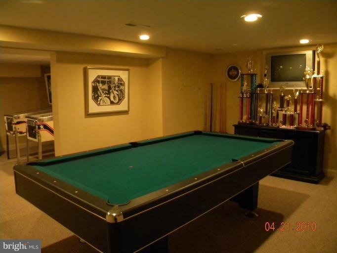 2712 Chain Bridge Road Vienna, VA 22181 - Photo 11 of 30 Recreation Room