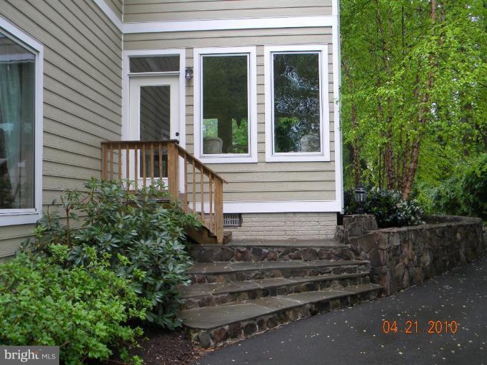 2712 Chain Bridge Road Vienna, VA 22181 - Photo 24 of 30 Exterior #5