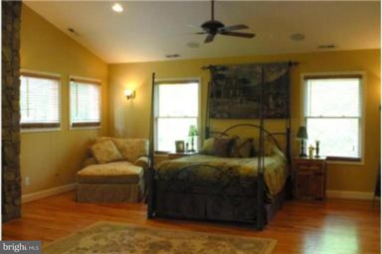 2712 Chain Bridge Road Vienna, VA 22181 - Photo 4 of 30 Spacious Master Bedroom
