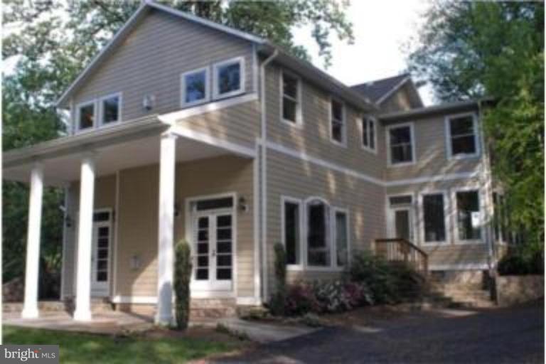 2712 Chain Bridge Road Vienna, VA 22181 - Photo 10 of 30 Exterior #3