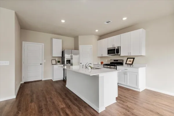$1,899 | 13599 Sonali Springs Drive, Conroe, TX 77303