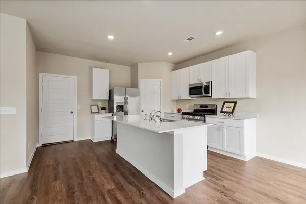$1,899 | 13599 Sonali Springs Drive, Conroe, TX 77303