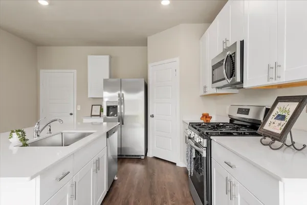 $1,899 | 13599 Sonali Springs Drive, Conroe, TX 77303