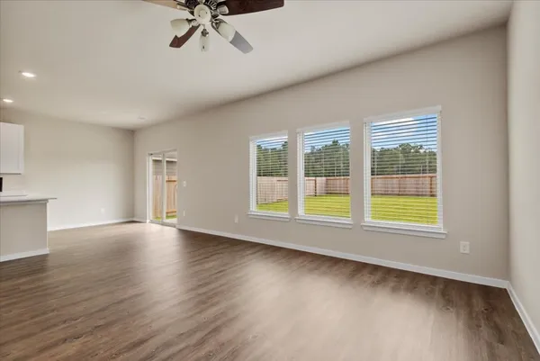 $1,899 | 13599 Sonali Springs Drive, Conroe, TX 77303