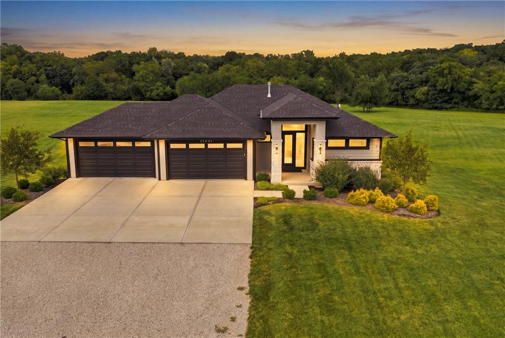 21431 Deer Ridge Dr Spring Hill Spring Hill, KS 66083 - Photo 5 of 50 Gallery Image 5