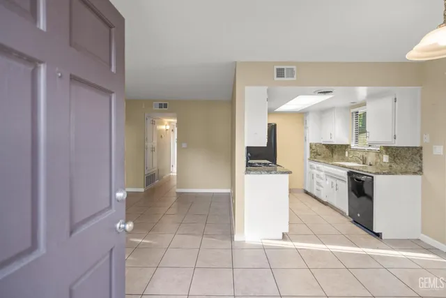 $195,000 | Undisclosed Address, Bakersfield, CA 93301