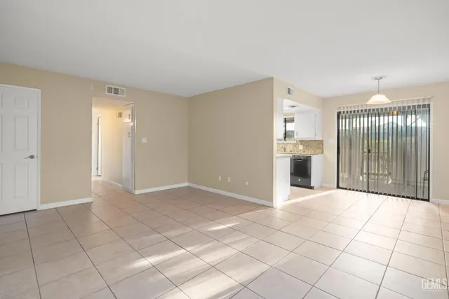 $195,000 | Undisclosed Address, Bakersfield, CA 93301