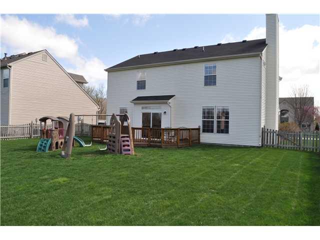 10496 Silver Ridge Circle Fishers, IN 46250 - Photo 5 of 21 Gallery Image 5