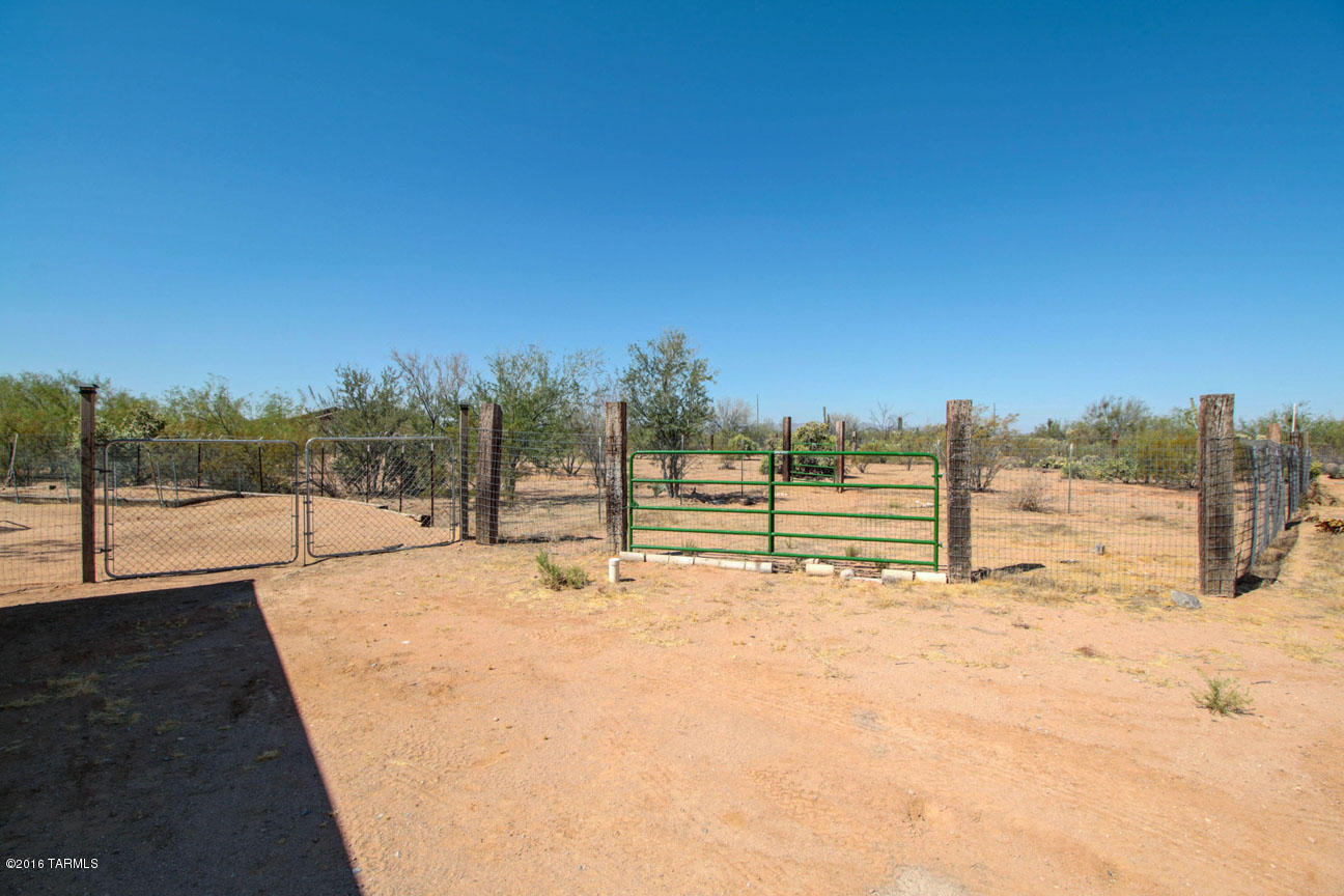 5645 North Avra Road Tucson, AZ 85743 - Photo 20 of 29 Gallery Image 20