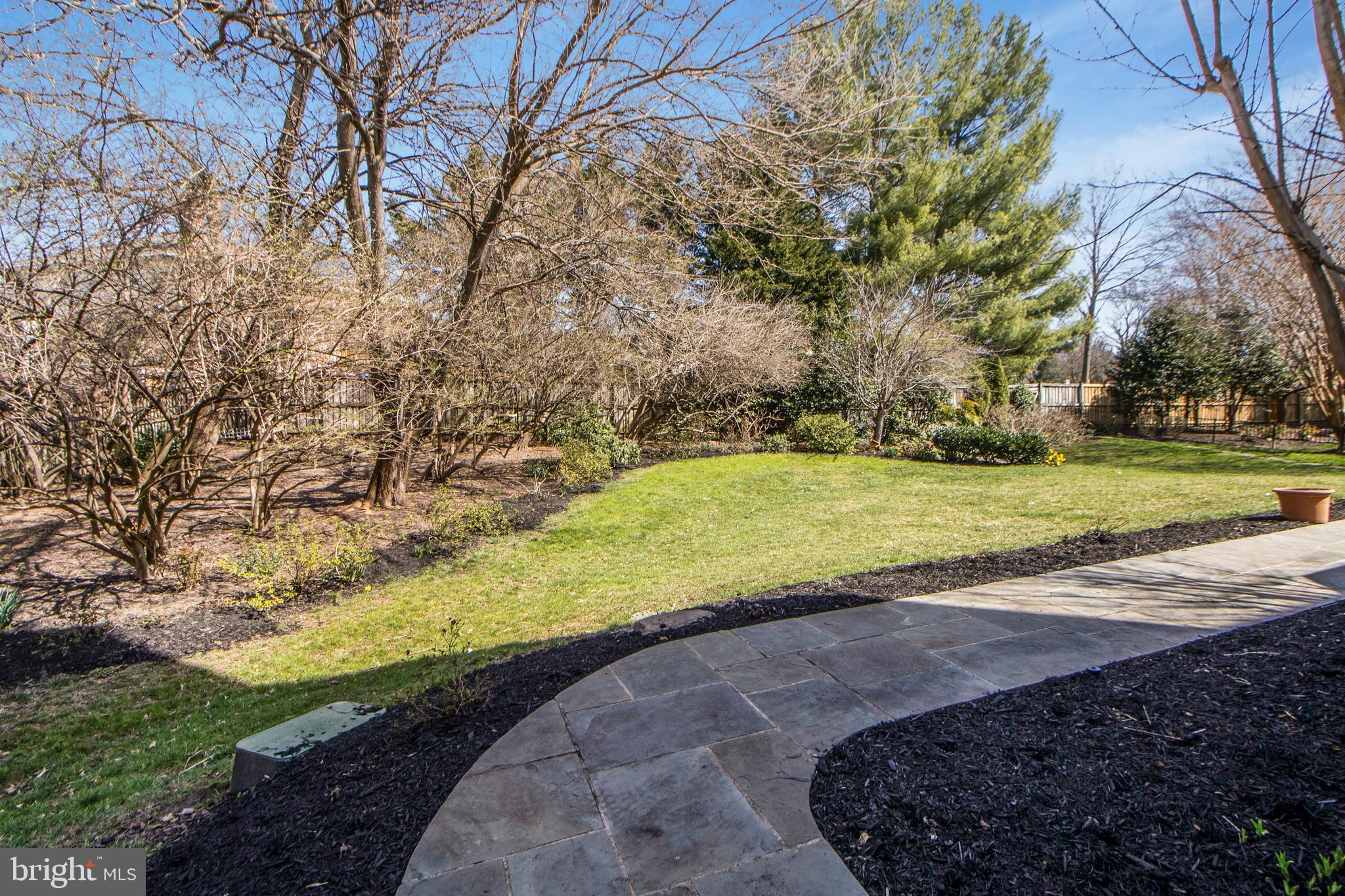2779 Cody Road Vienna, VA 22181 - Photo 36 of 50 Gallery Image 36