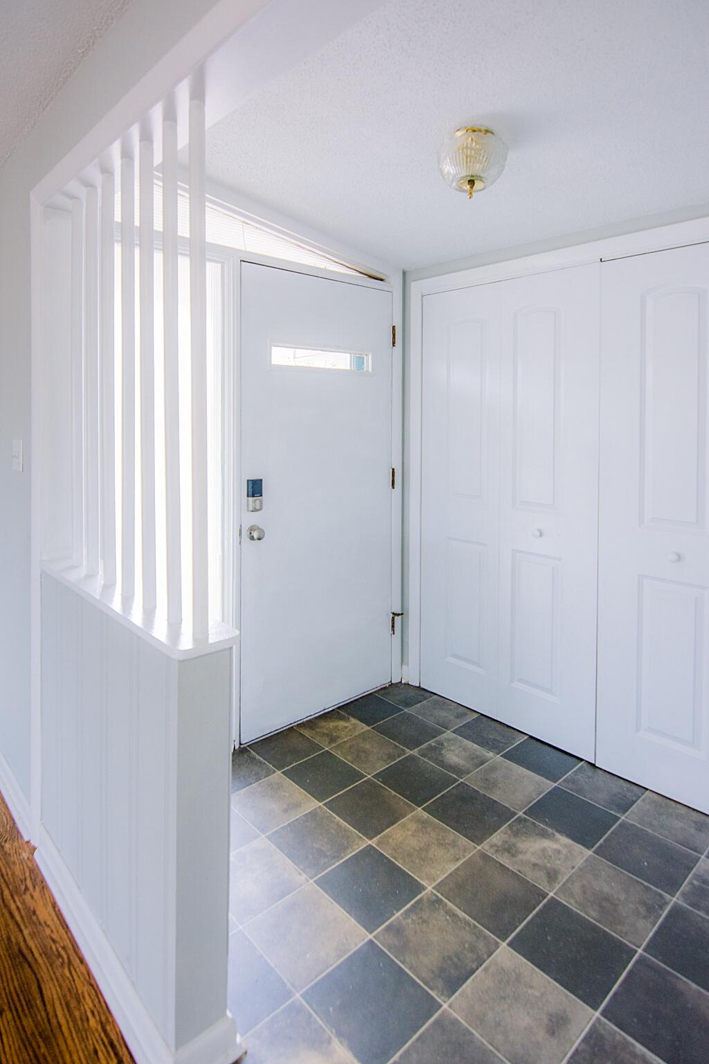 1606 Oaken Trail, Unit 2 Chattanooga, TN 37421 - Photo 10 of 27 1606OakenTrail-10