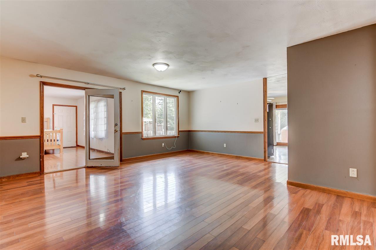 5 Pellinor Drive Rochester, IL 62563 - Photo 13 of 36 Gallery Image 13