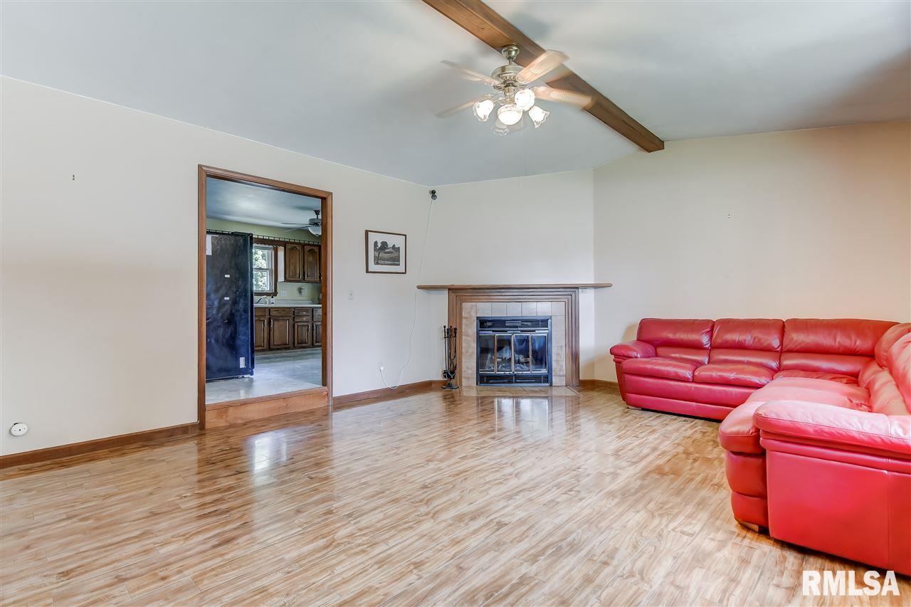 5 Pellinor Drive Rochester, IL 62563 - Photo 4 of 36 Gallery Image 4
