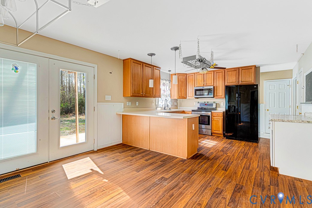 9317 Townsend Road Providence Forge, VA 23140 - Photo 9 of 31