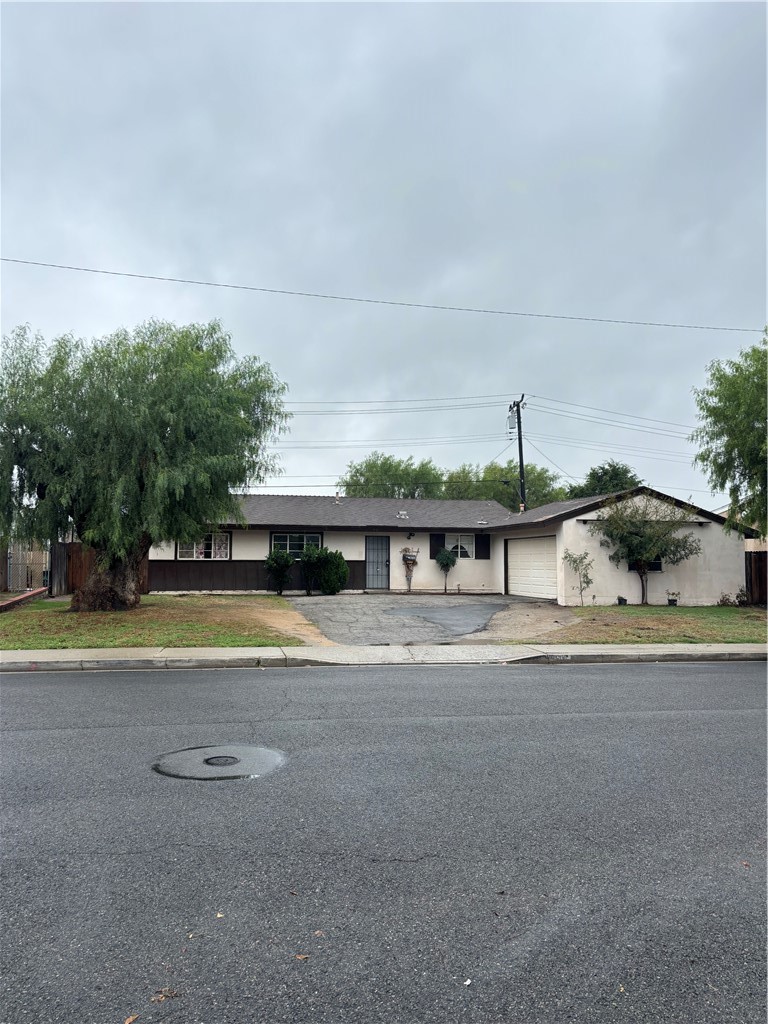 1608 Alviso Street Simi Valley, CA 93065 - Photo 1 of 25