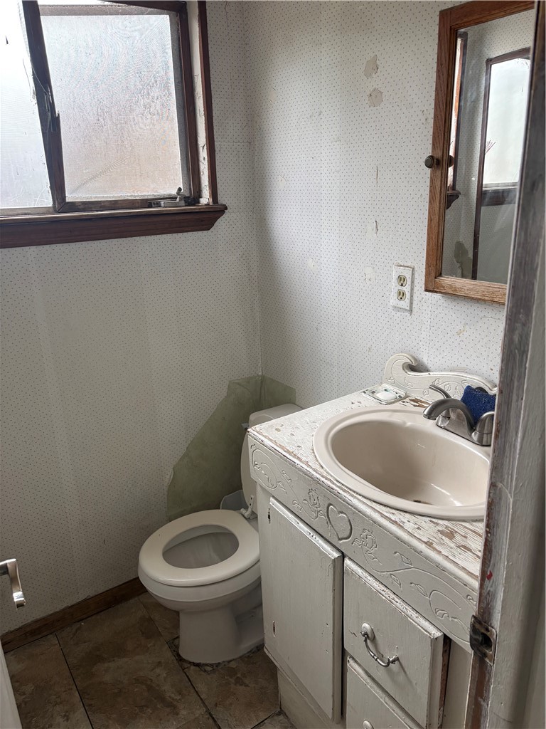 1608 Alviso Street Simi Valley, CA 93065 - Photo 22 of 25