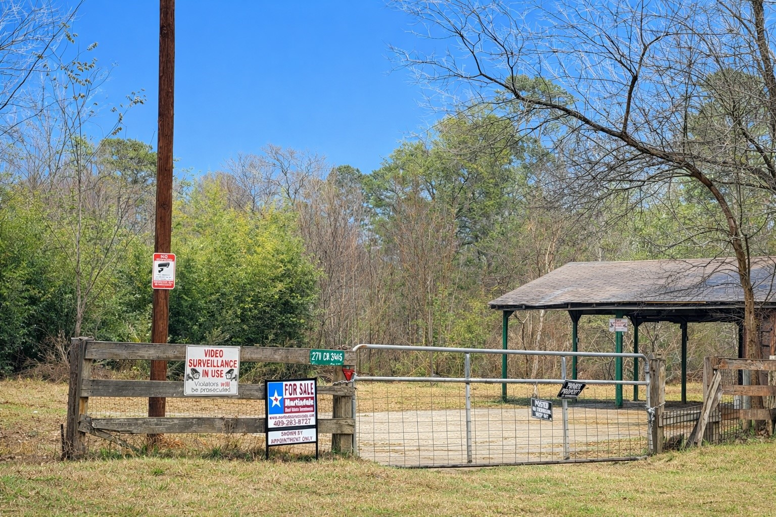 274 County Road 3945 Colmesneil, TX 75938 - Photo 13 of 13 a view of a chairs and table on the terrace