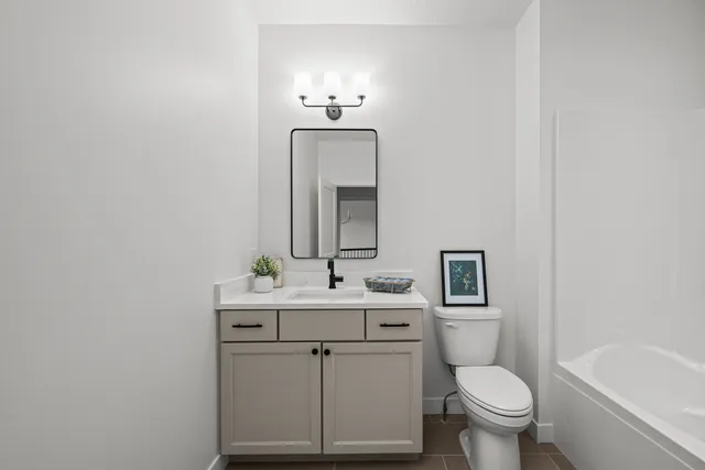 $729,900 | 7123 Alvie Lane, Bettendorf, IA 52722