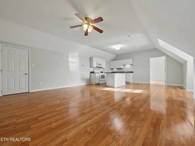 $850,000 | 109 Trillium Drive, Andersonville, TN 37705