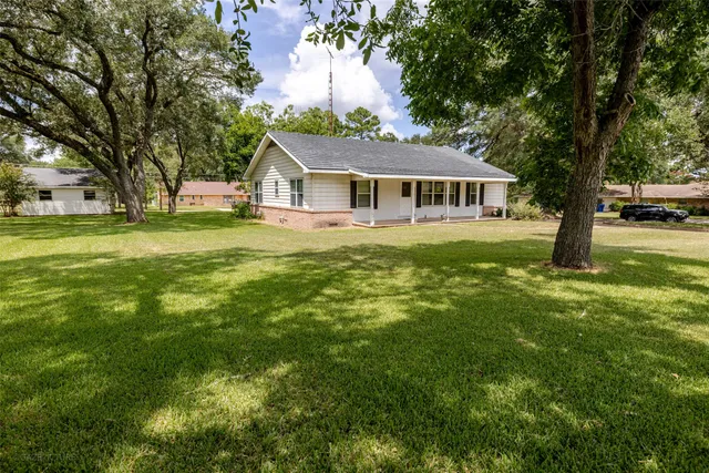 $260,000 | 1805 11th Street, Hempstead, TX 77445