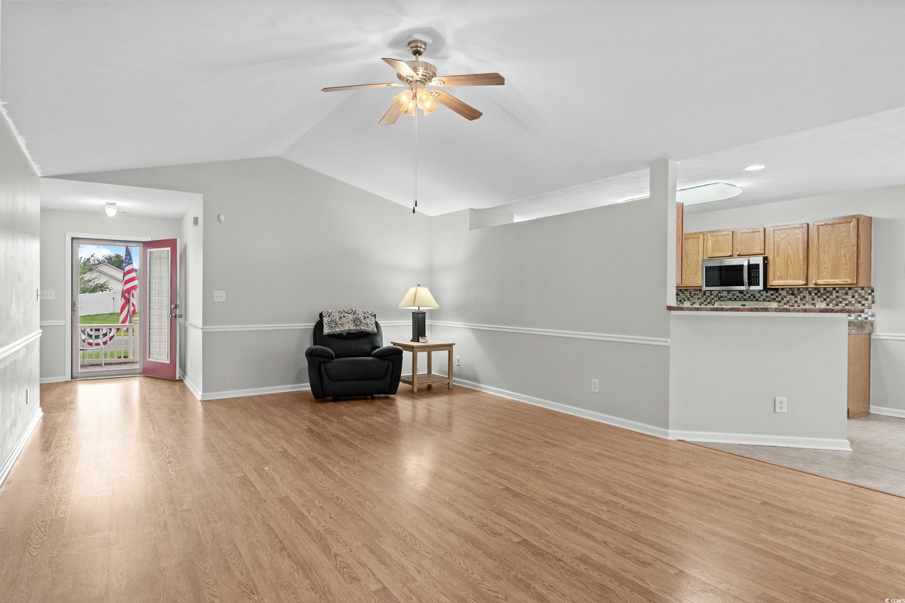 9764 Conifer Lane Murrells Inlet, SC 29576 - Photo 29 of 38 Gallery Image 29