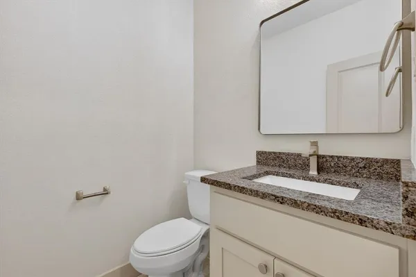 $2,395 | 502 East Kimball Street, Unit 2, Mansfield, TX 76063