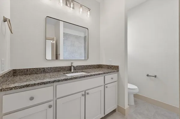 $2,395 | 502 East Kimball Street, Unit 2, Mansfield, TX 76063