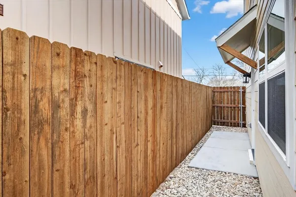 $2,395 | 502 East Kimball Street, Unit 2, Mansfield, TX 76063