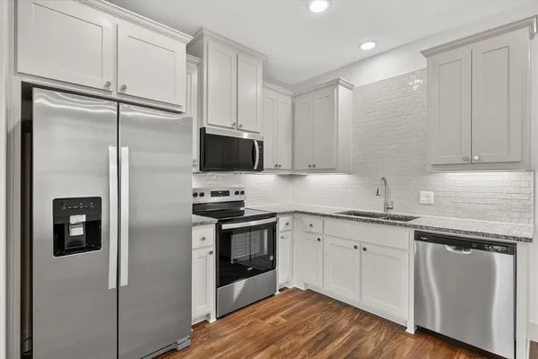 $2,395 | 502 East Kimball Street, Unit 2, Mansfield, TX 76063