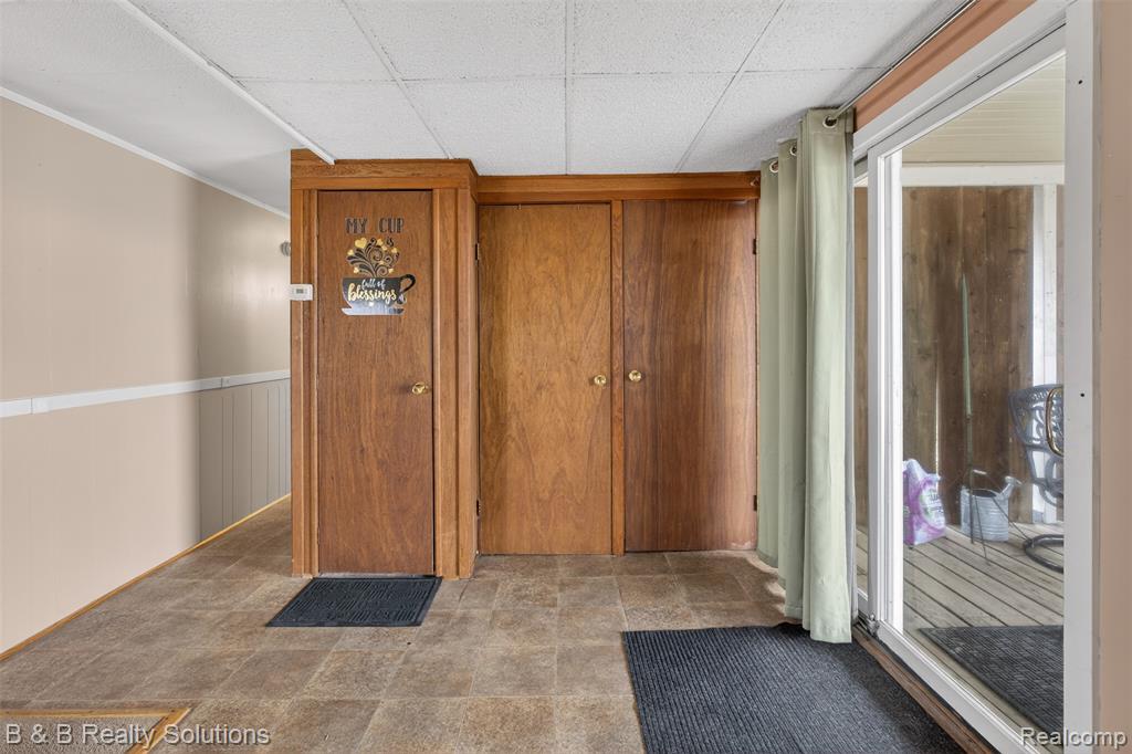 6946 Clifford Road Marlette, MI 48453 - Photo 13 of 25