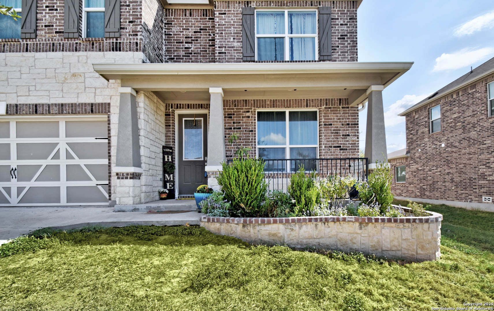 145 Rustic Universal City, TX 78148 - Photo 2 of 25 a front view of a house with a yard