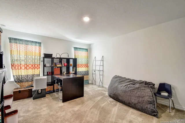 $435,000 | 145 Rustic, Universal City, TX 78148