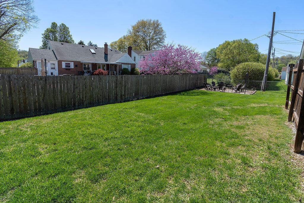 598 Commanche Road Chillicothe, OH 45601 - Photo 27 of 48 Backyard