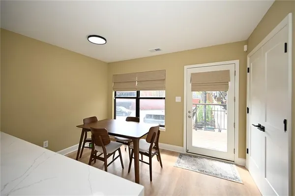 $2,750 | 441 West 10th Street, Kansas City, MO 64105