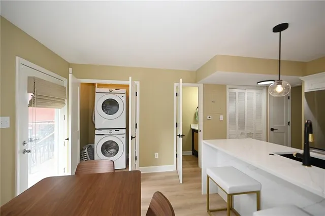 $2,750 | 441 West 10th Street, Kansas City, MO 64105