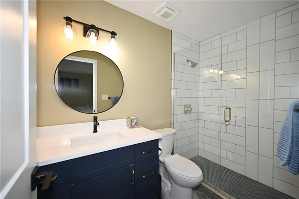 $2,750 | 441 West 10th Street, Kansas City, MO 64105
