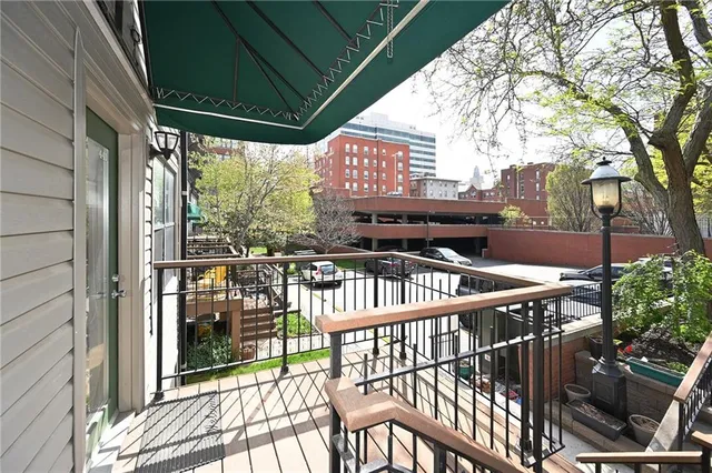 $2,750 | 441 West 10th Street, Kansas City, MO 64105